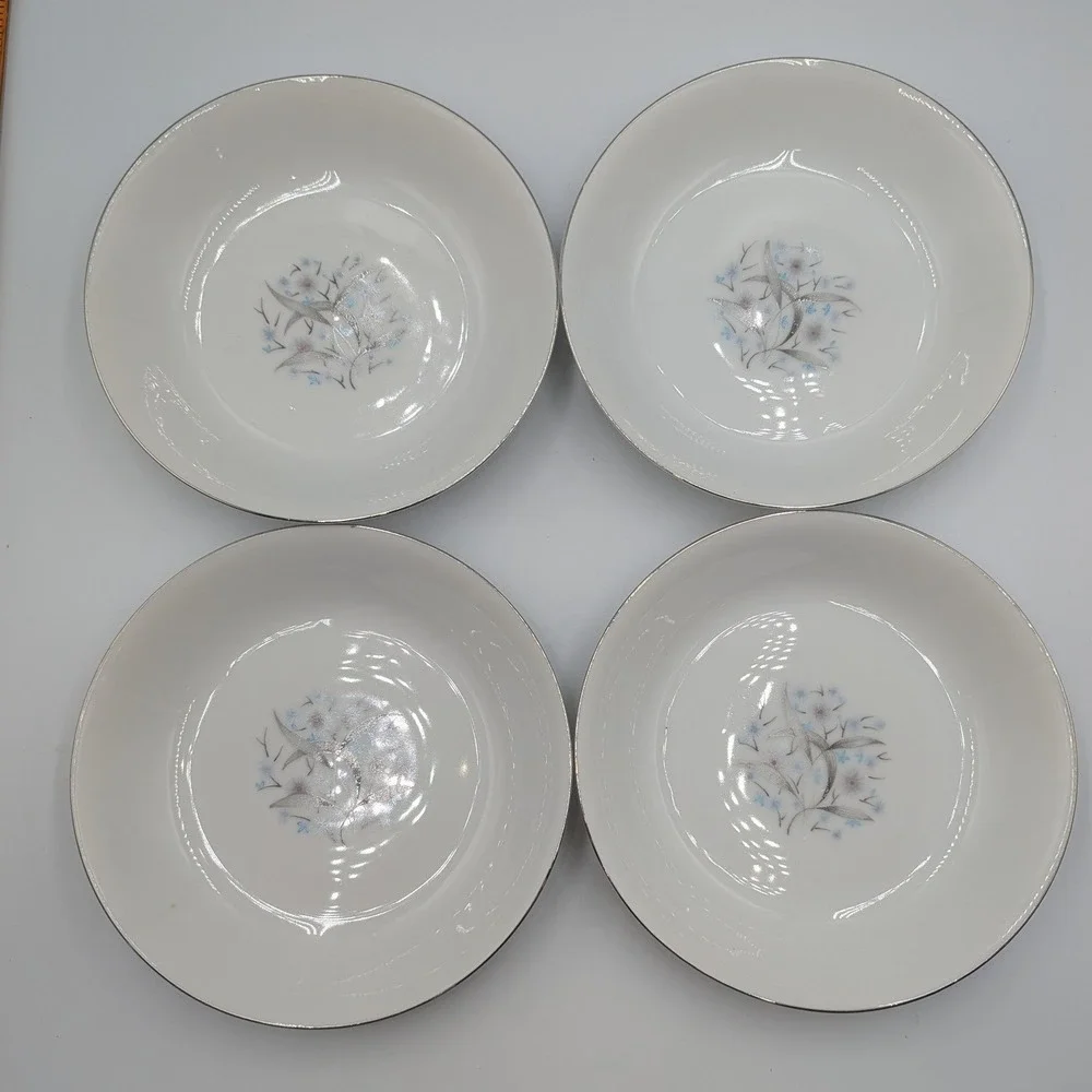 Carlton Fruit Bowls White Fine China Blue Floral Silver Rim Set of 4